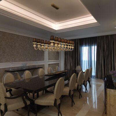 Dinning mideterranian mansion district one